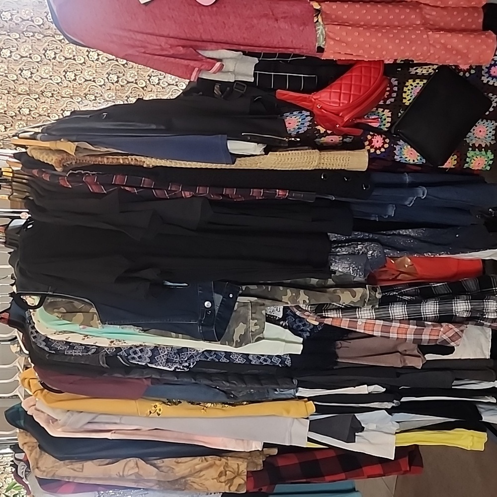 CLOSET CLEAROUT Items 1-500